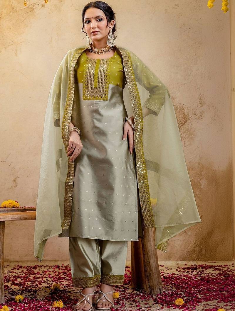 Women Ethnic Motifs Embroidered Regular Sequinned Kurta with Trousers & With Dupatta