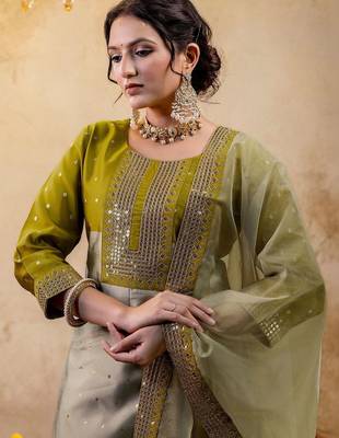 Women Ethnic Motifs Embroidered Regular Sequinned Kurta with Trousers & With Dupatta 2