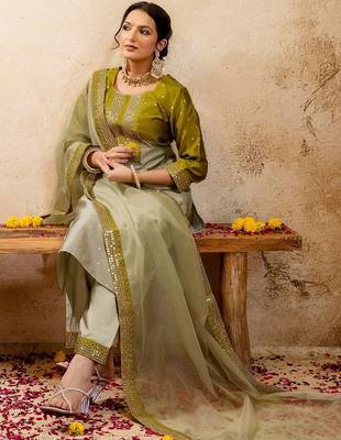 Women Ethnic Motifs Embroidered Regular Sequinned Kurta with Trousers & With Dupatta 5