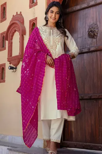 Women Ethnic Motifs Embroidered Kurta with Trousers & Dupatta