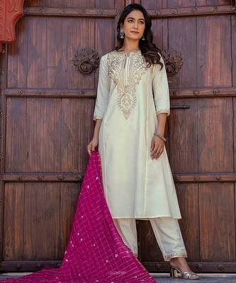 Women Ethnic Motifs Embroidered Kurta with Trousers & Dupatta 5