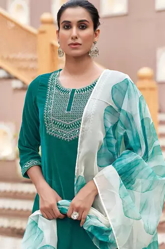 Women Velvet Ethnic Motifs Embroidered Kurta with Trousers & Dupatta