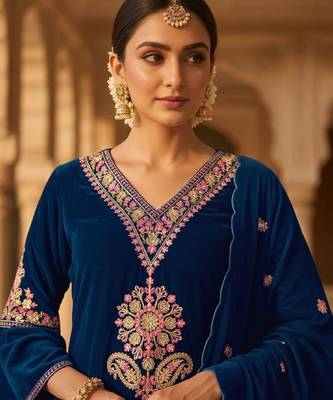 Women Ethnic Motifs Embroidered Regular Thread Work Velvet Kurta with Trousers & With Dupatta 2