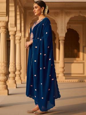 Women Ethnic Motifs Embroidered Regular Thread Work Velvet Kurta with Trousers & With Dupatta 6