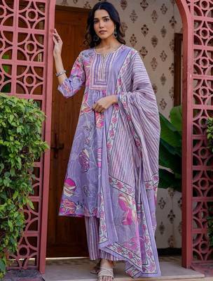 Women Printed Regular Kurta with Pyjamas & With Dupatta 2