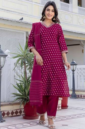 Women Ethnic Motifs Printed Kurta with Trousers & Dupatta