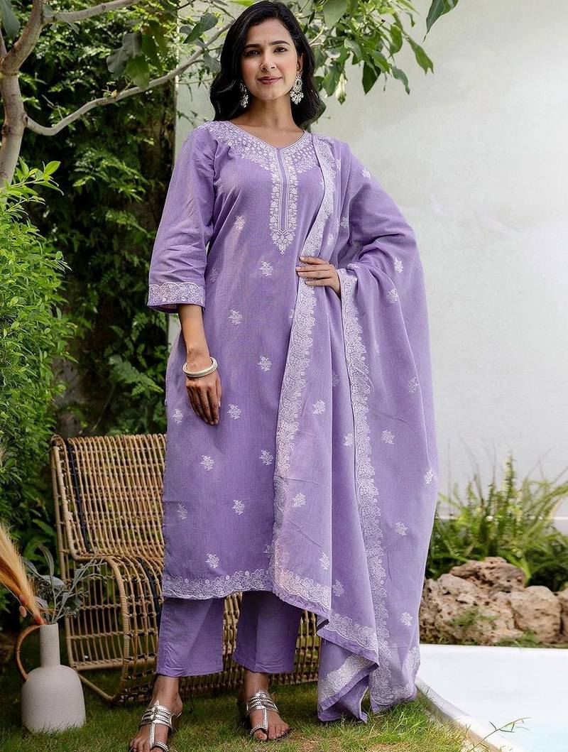 Women Ethnic Motifs Embroidered Regular Thread Work Pure Cotton Kurta with Trousers & With Dupatta