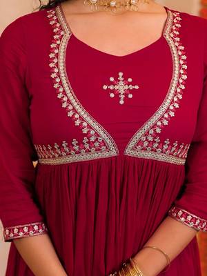 Women Ethnic Motifs Embroidered Anarkali Kurta with Trousers & Dupatta 7