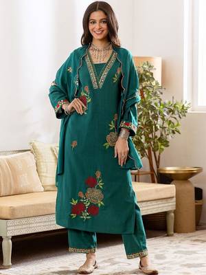 Women Floral Embroidered Regular Thread Work Kurta with Trousers & With Dupatta 5