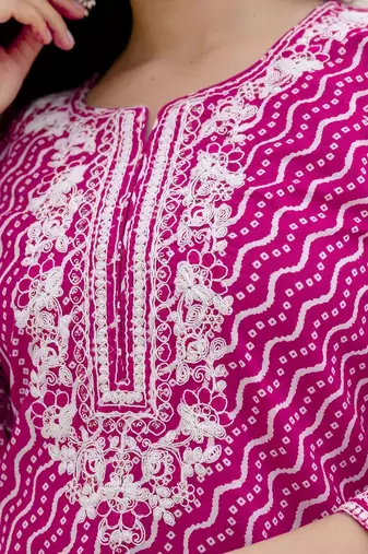 Women Bandhani Printed Kurta with Trouser & Dupatta