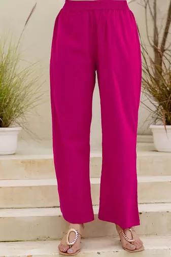 Women Bandhani Printed Kurta with Trouser & Dupatta