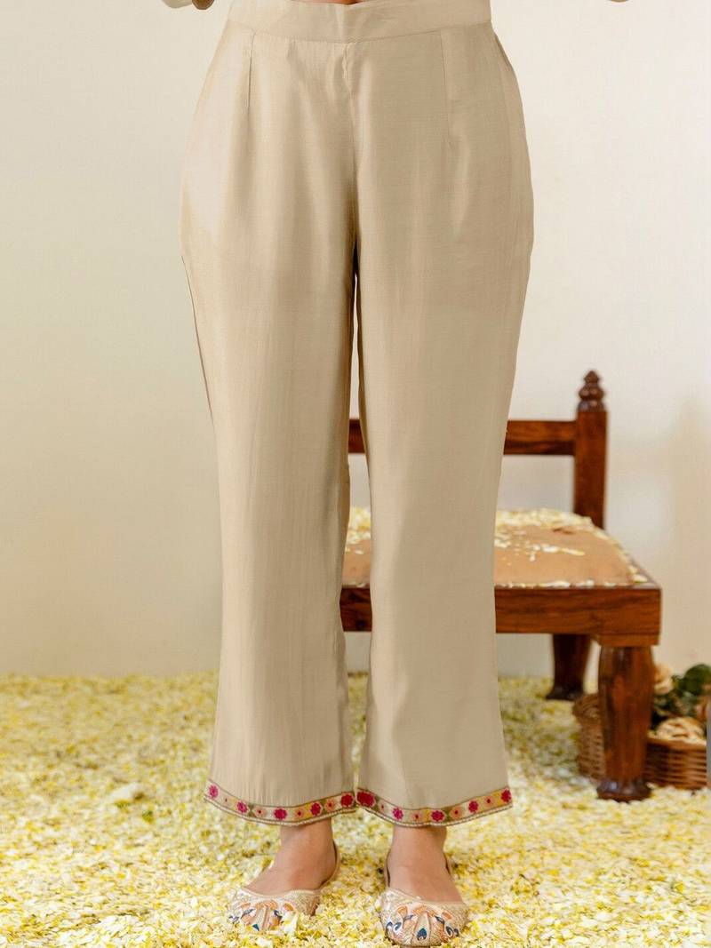 Women Floral Embroidered Regular Thread Work Pure Cotton Kurta with Trousers & With Dupatta