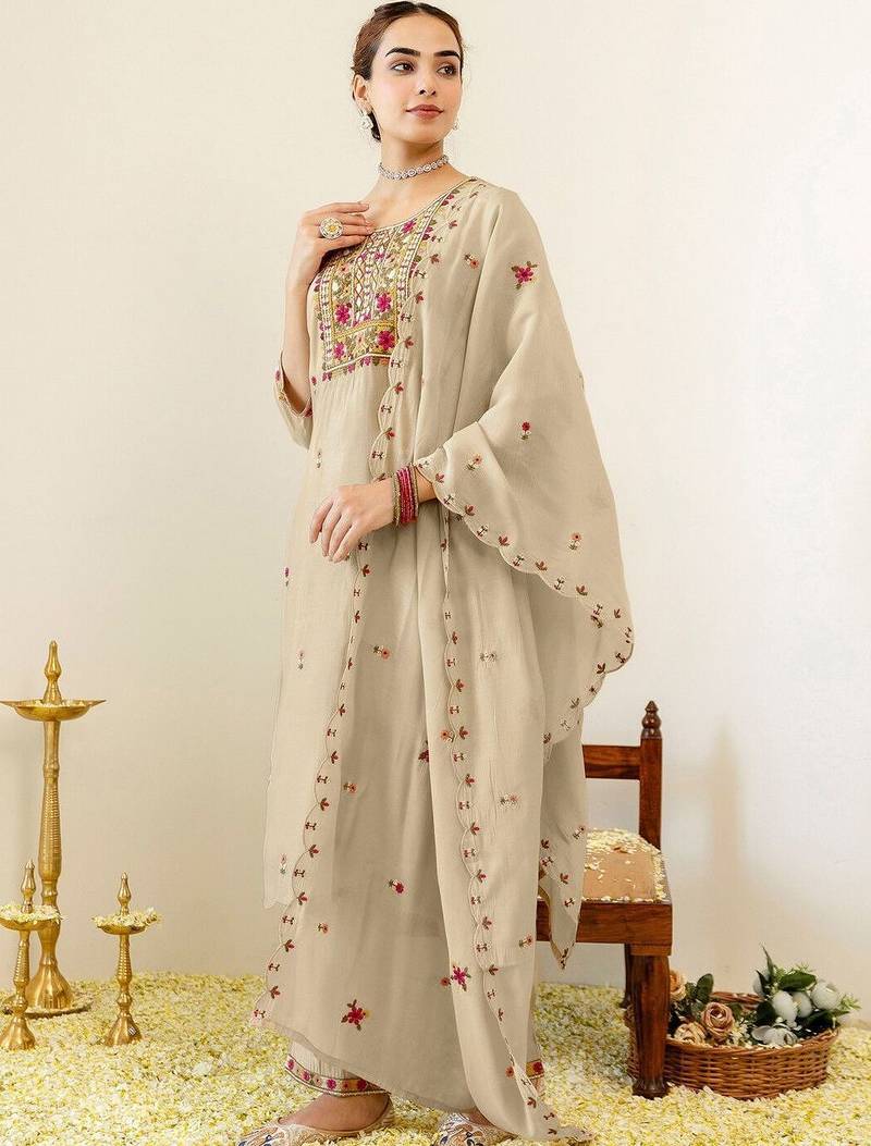 Women Floral Embroidered Regular Thread Work Pure Cotton Kurta with Trousers & With Dupatta