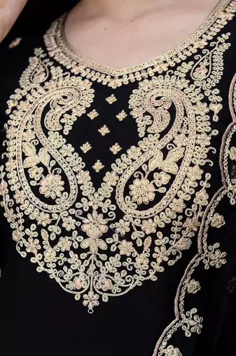 Women Ethnic Motifs Embroidered Regular Kurta with Trousers & With Dupatta