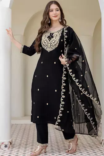 Women Ethnic Motifs Embroidered Regular Kurta with Trousers & With Dupatta
