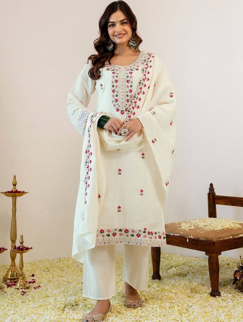 Floral Embroidered Regular Thread Work Kurta with Palazzos With Dupatta