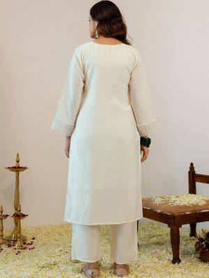 Floral Embroidered Regular Thread Work Kurta with Palazzos With Dupatta 3