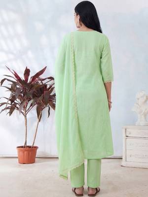 Women Green Pure Cotton Embroidered Straight Kurta Trousers with Dupatta 6