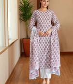 Women Floral Printed Kurta with Trousers & Dupatta