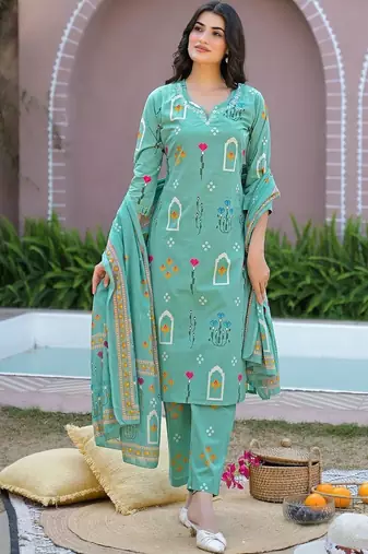 Women Printed Regular Kurta with Pyjamas & With Dupatta