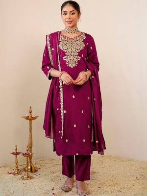 Women Ethnic Motifs Embroidered Regular Kurta with Trousers & Dupatta 3