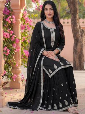 Women Ethnic Motifs Embroidered Regular Thread Work Kurta with Sharara & With Dupatta 5