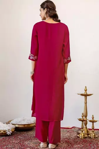 Women Floral Embroidered Regular Thread Work Kurta with Palazzos & With Dupatta