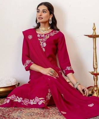 Women Floral Embroidered Regular Thread Work Kurta with Palazzos & With Dupatta 5