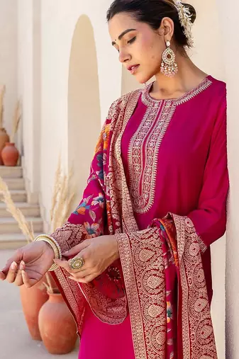 Women Floral Embroidered Kurta with Trousers & Dupatta