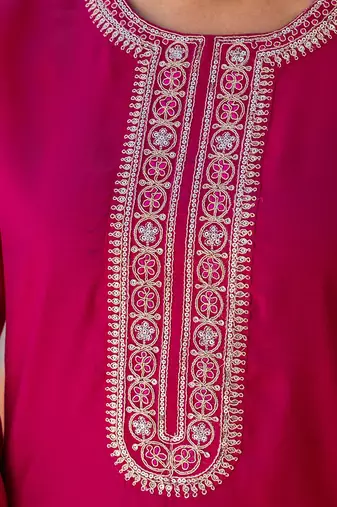 Women Floral Embroidered Kurta with Trousers & Dupatta
