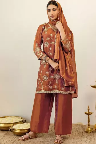 Women Floral Embroidered Regular Thread Work Kurta with Palazzos & With Dupatta