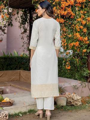 Women Ethnic Motifs Printed Regular Kurta with Trousers & With Dupatta 2