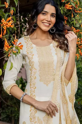 Women Ethnic Motifs Printed Regular Kurta with Trousers & With Dupatta