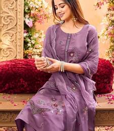 Women Floral Embroidered Regular Thread Work Kurta with Trousers & With Dupatta