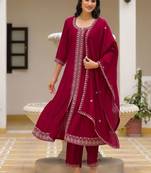 Women Regular Kurta with Pyjamas & With Dupatta