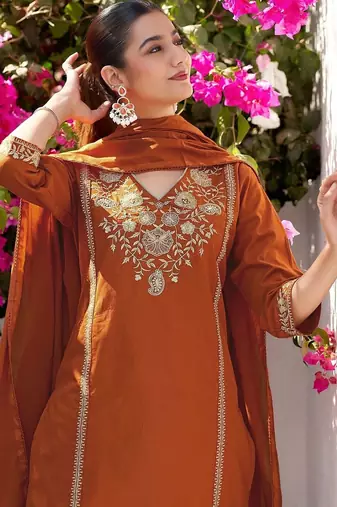 Women Embroidered Regular Pure Cotton Kurta with Trousers & With Dupatta