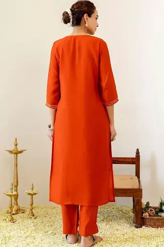 Women Ethnic Motifs Embroidered Regular Thread Work Kurta with Trousers & With Dupatta