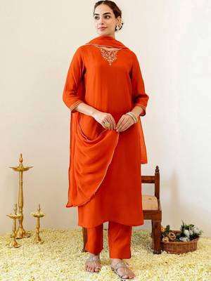 Women Ethnic Motifs Embroidered Regular Thread Work Kurta with Trousers & With Dupatta 3