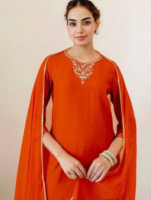 Women Ethnic Motifs Embroidered Regular Thread Work Kurta with Trousers & With Dupatta 4