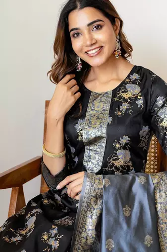Floral Woven Design Straight Kurta With Trousers & Dupatta