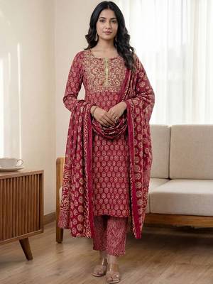 Women Ethnic Motifs Printed Regular Kurta with Trousers & With Dupatta 1
