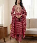Women Ethnic Motifs Printed Regular Kurta with Trousers & With Dupatta