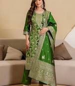 Women Ethnic Motifs Regular Kurta with Trousers & With Dupatta