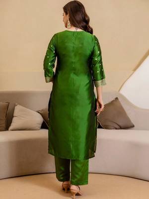 Women Ethnic Motifs Regular Kurta with Trousers & With Dupatta 2