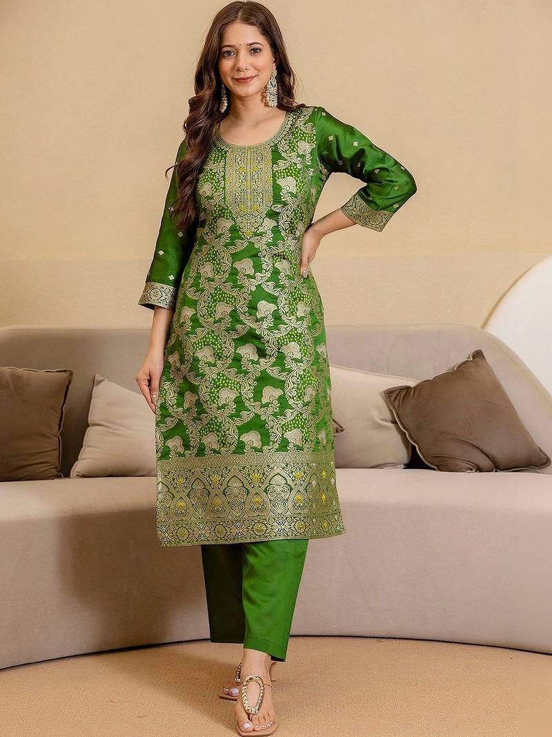 Women Ethnic Motifs Regular Kurta with Trousers & With Dupatta