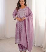 Women Floral Embroidered Regular Thread Work Kurta with Trousers & With Dupatta