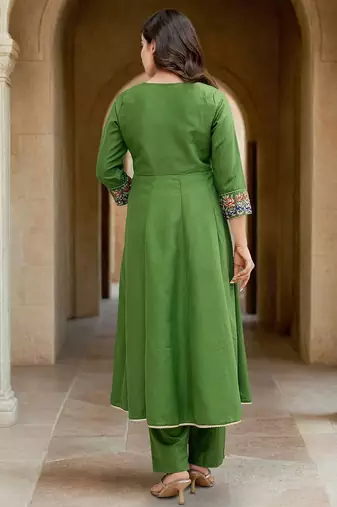 Women Ethnic Motifs Printed A-Line Kurta with Trousers & Dupatta