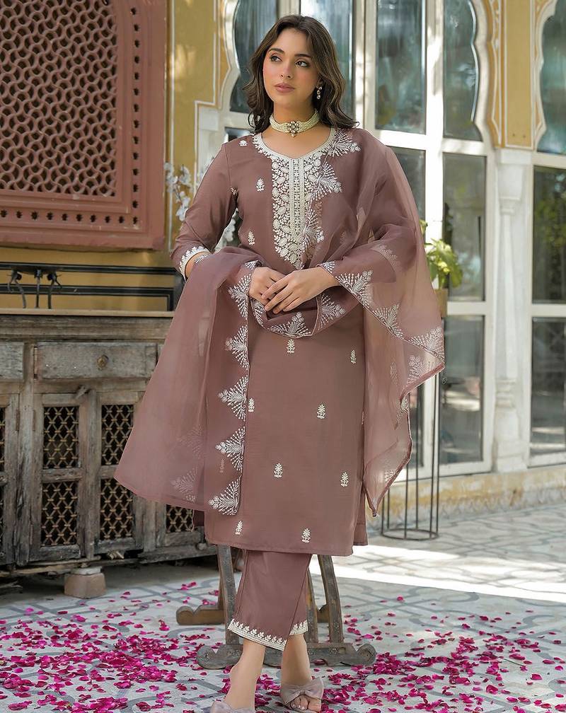 Women Ethnic Motifs Embroidered Regular Thread Work Kurta with Trousers & With Dupatta
