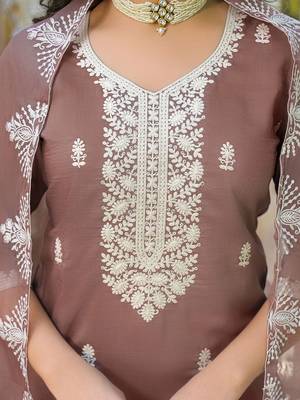 Women Ethnic Motifs Embroidered Regular Thread Work Kurta with Trousers & With Dupatta 2