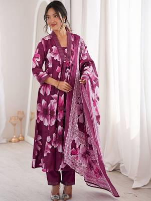 Women Regular Kurta with Pyjamas & With Dupatta 1